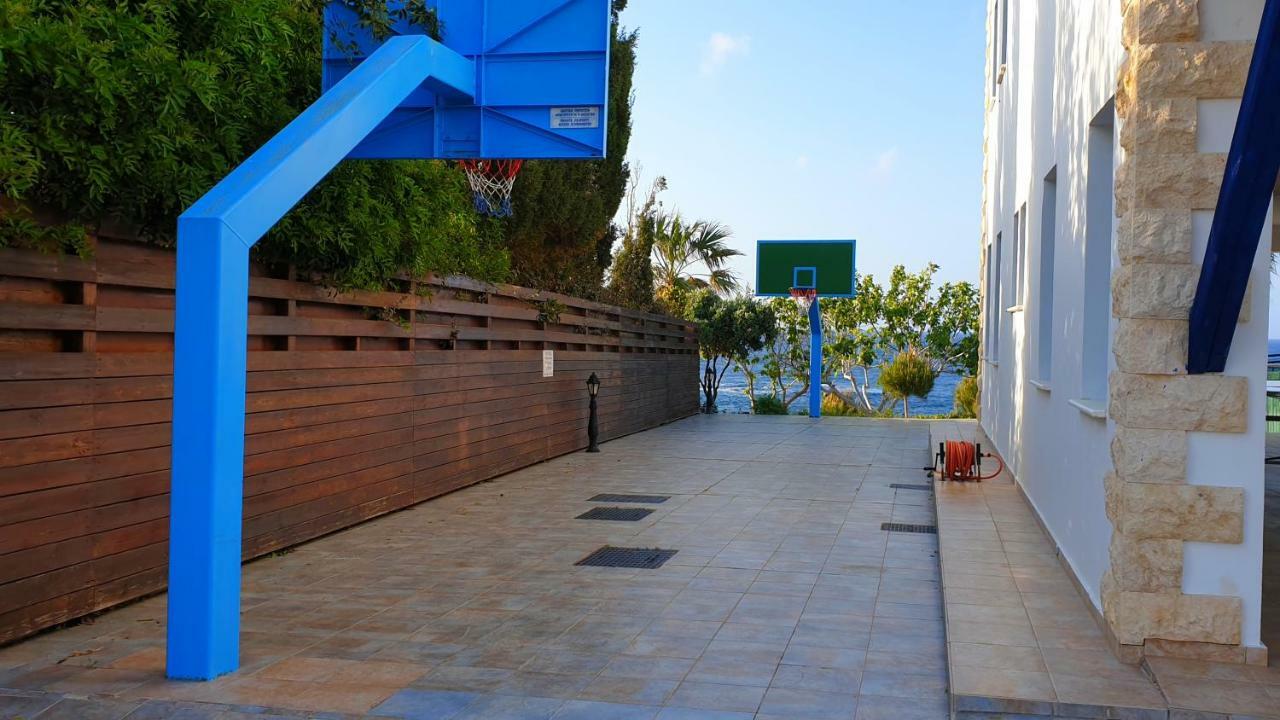 Astrofegia Beachfront Villa 波莫斯 外观 照片